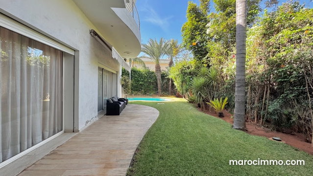 Villa à rafraîchir à vendre — 2