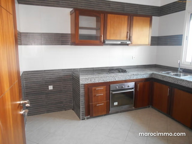 Appartement rez de jardin à el harhoura — 5