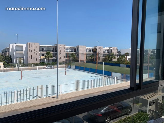 À VENDRE – Bel appartement proche de la plage — 3