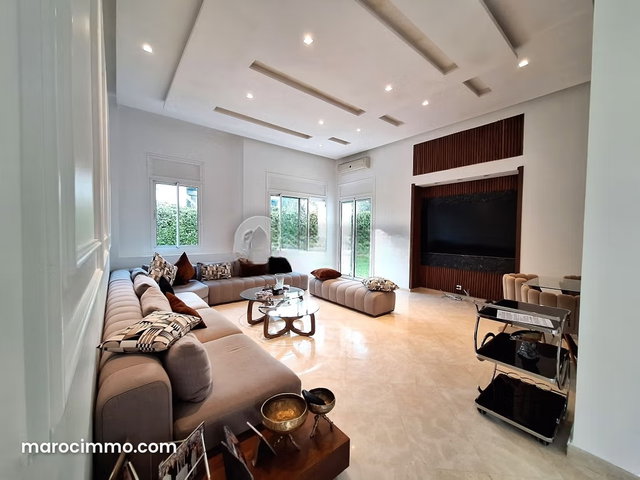 Villa à vendre 1 040 m², 6 chambres Dar Bouazza Dar Bouazza — 3