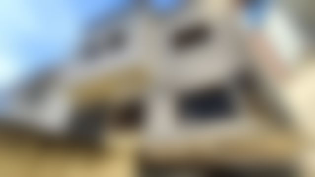 250 m² Villa to Renovate, Oulfa, Casablanca, 3 Levels — Casablanca