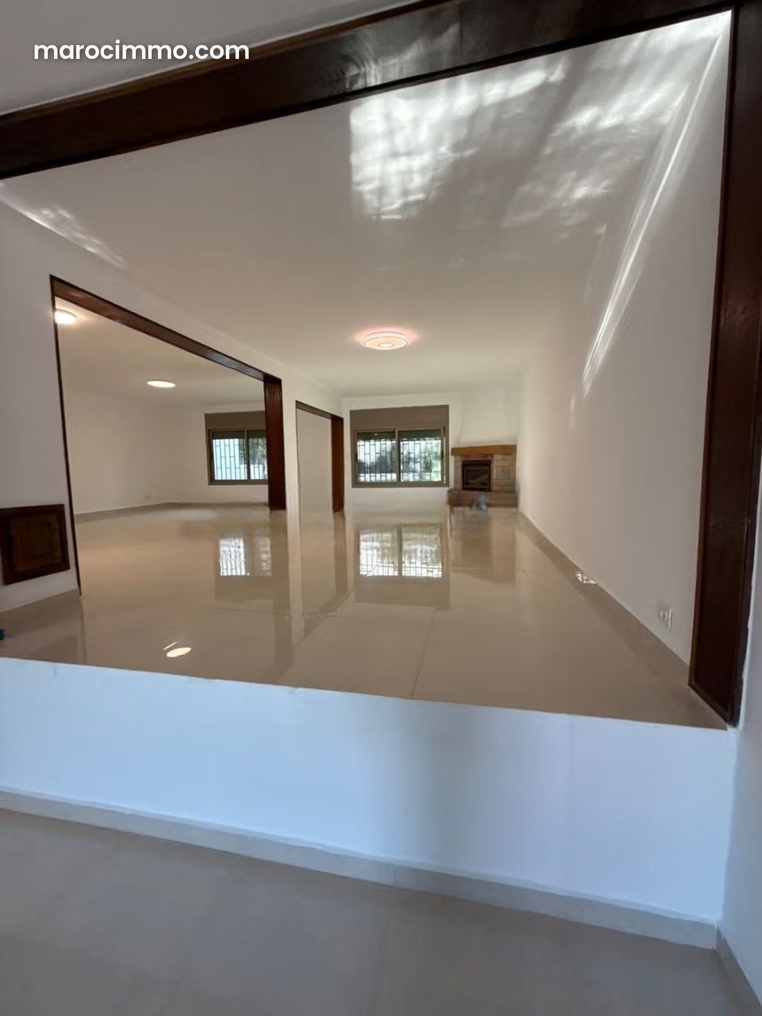 Villa 350 m² avec jardin privatif, Aïn Diab, Casablanca — Casablanca