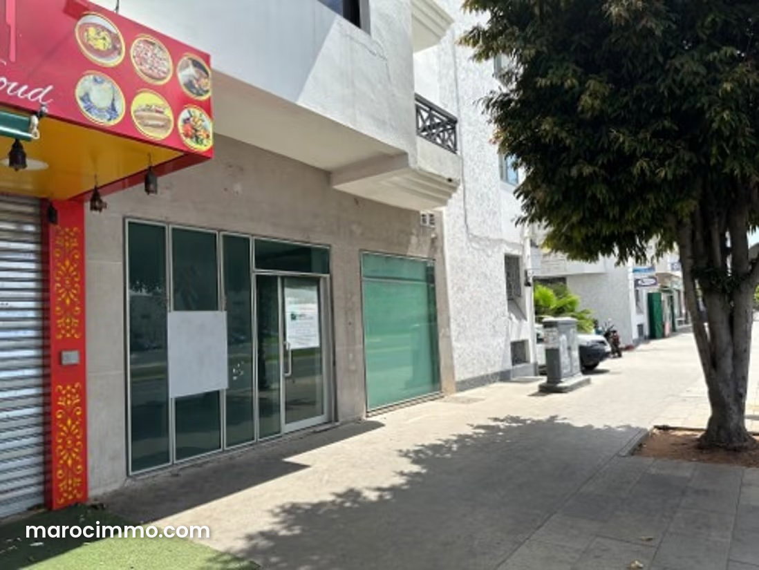 135 m² Commercial Property for Sale in Rabat Agdal — Rabat