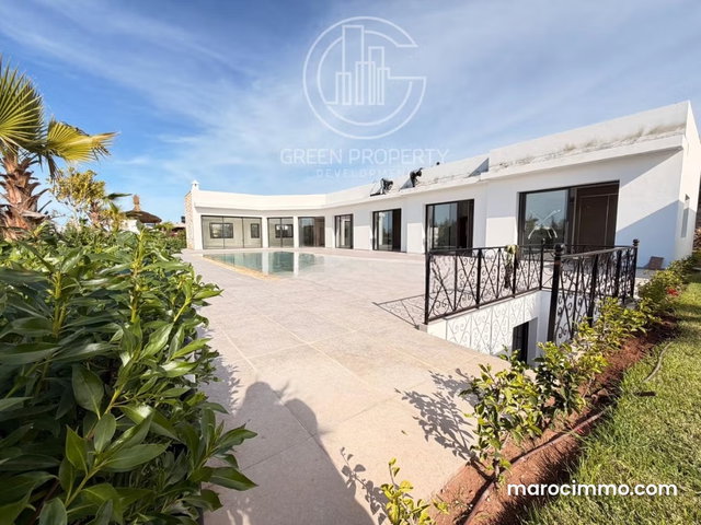 Maison neuve de plain pied en zone urbaine — 2