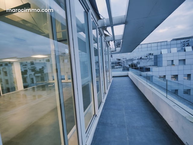 Immeuble a louer Gauthier. Surface de 932 m² — 3