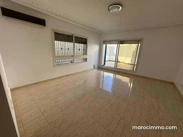 Très bel appartement à louer 2 Chambres 138 m² GRANDE terrasse proche Oliveri Maarif et L’école francaise Théophile Gautier — 5