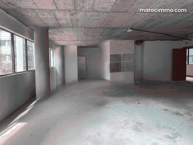 Plateau Bureau à louer à CFC 136m² — 3