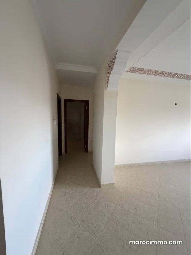 Appartement en vente à Hay Hassani. 4 grandes pièces. Avec ascenseur — 3