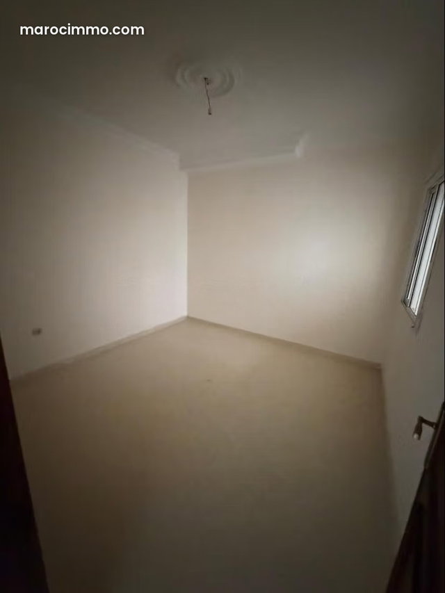 Appartement en vente à Hay Hassani. 4 grandes pièces. Avec ascenseur — 5