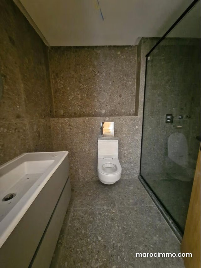 Superbe 3 chambres neuf Résidence fermé sécurisé avec jardin et piscine proche hôpital cheikh khalifa — 5