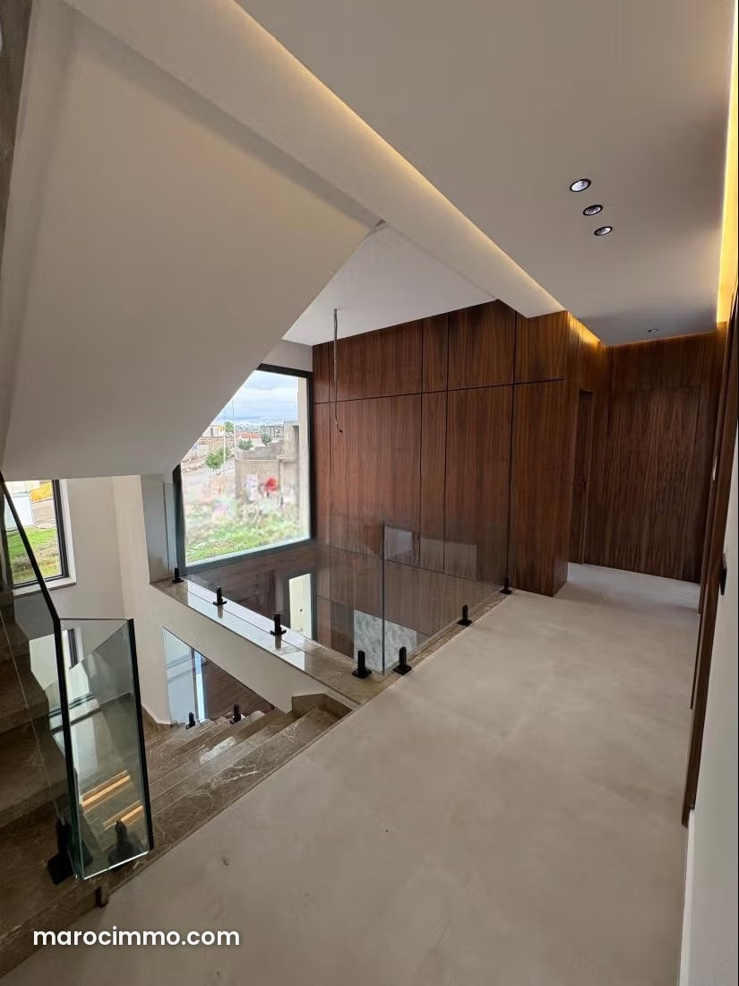 330 m² Villa with Swimming Pool and Sea Views, Sania, Tangier — Tangier