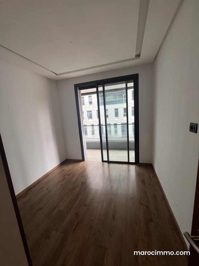 Beautiful Empty Apartment for Rent in Casablanca Finance City — 4