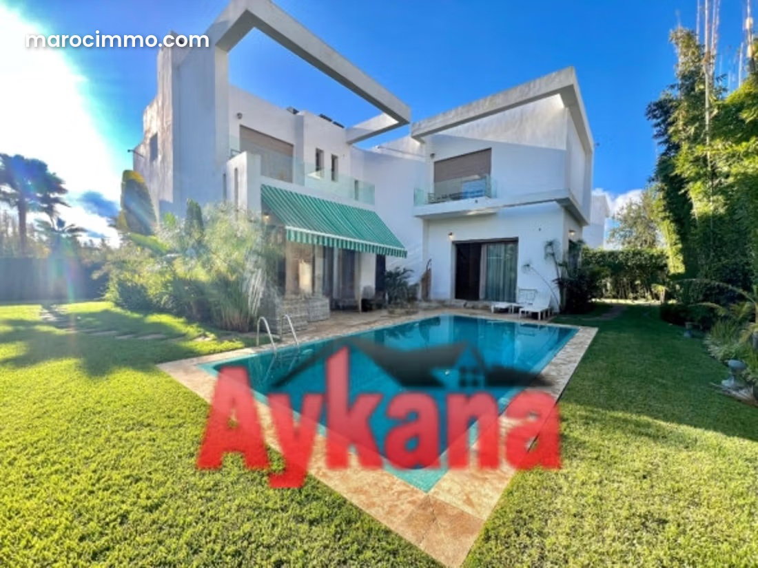 Villa 354 m², 5 suites et piscine à louer El Menzeh — El Menzeh