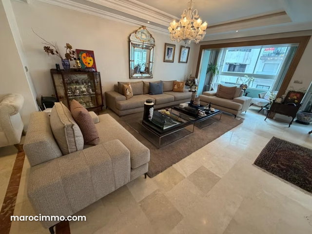 Appartement à vendre à Racine. Surface de 231 m². Avec ascenseur et terrasse — 5