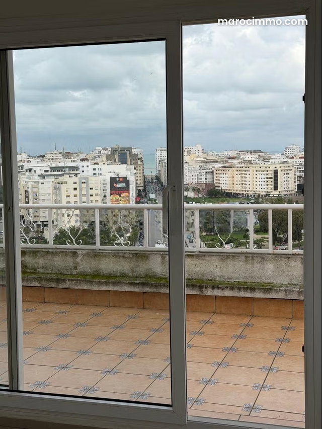 Bel appartement à vendre à Castilla. 3 chambres. Meublé — 2