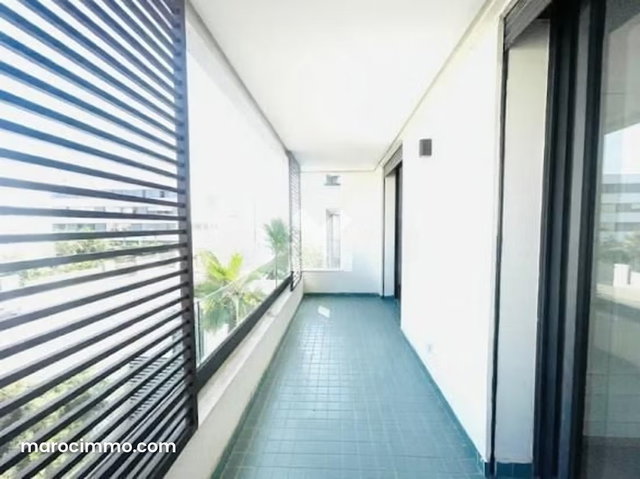 Appartement à Louer de 109.0 m² à Casablanca, Ain Diab — 3