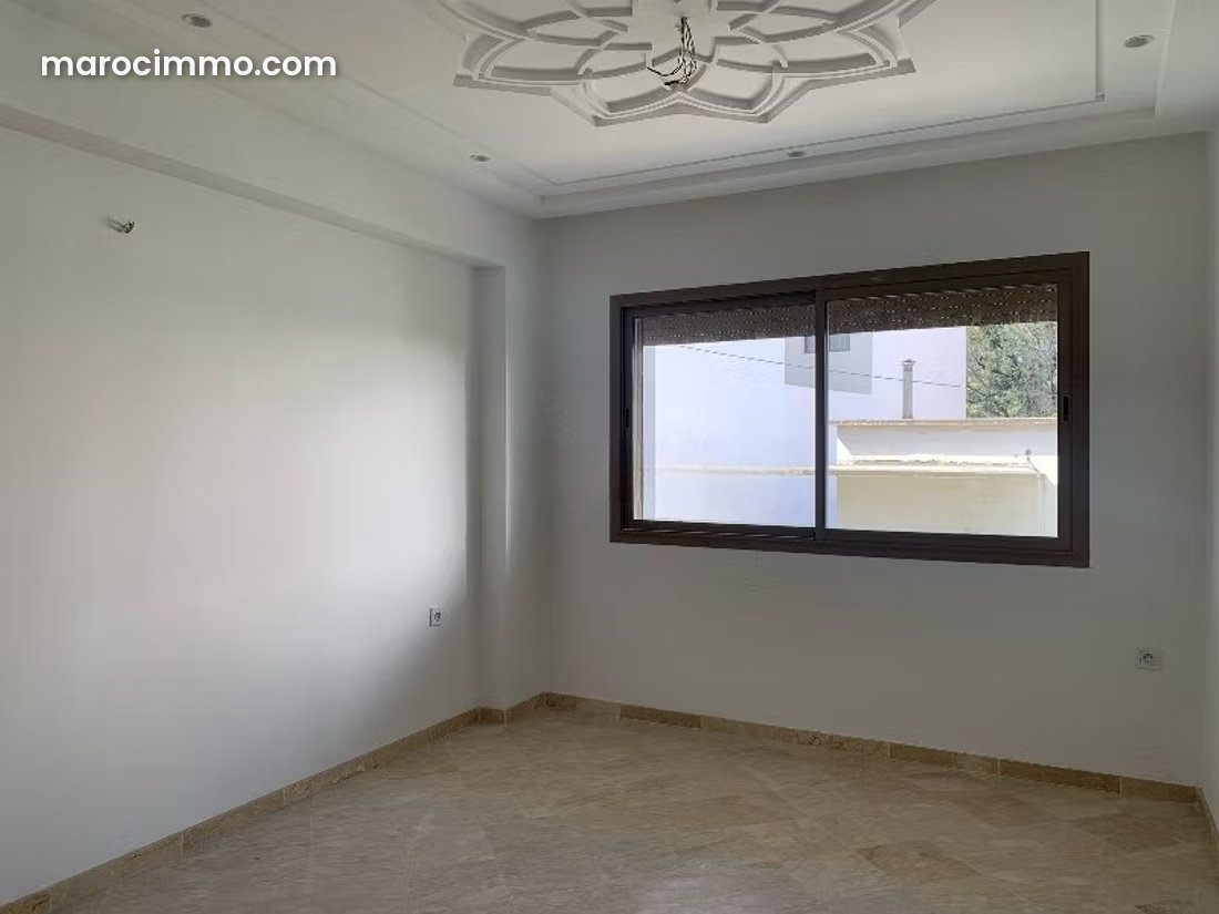 3-Room Apartment with Two Bathrooms, Palmier, Casablanca — Casablanca