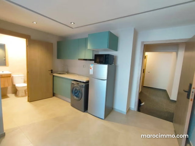 Studio Fille neuf meublé Anfa 5000Dh — 3