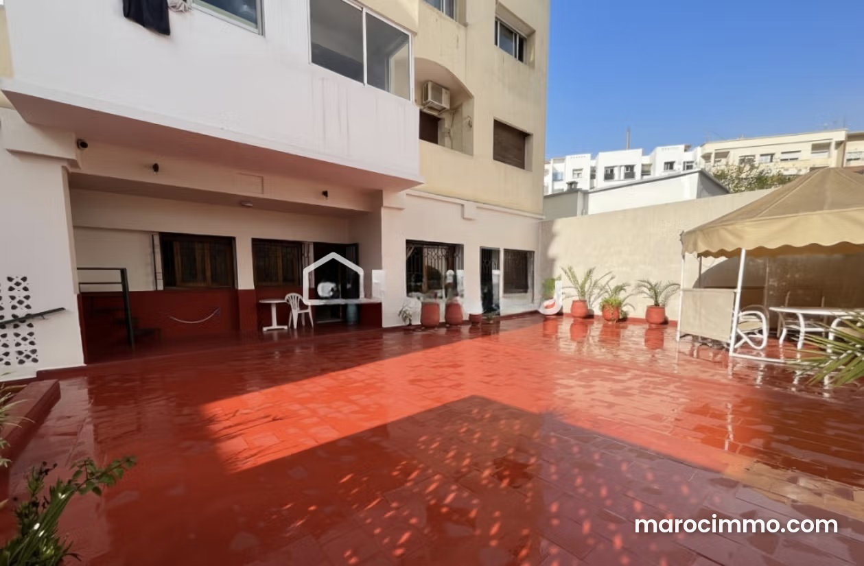 335 sqm apartment with garden, Val Fleuri, Casablanca — Casablanca