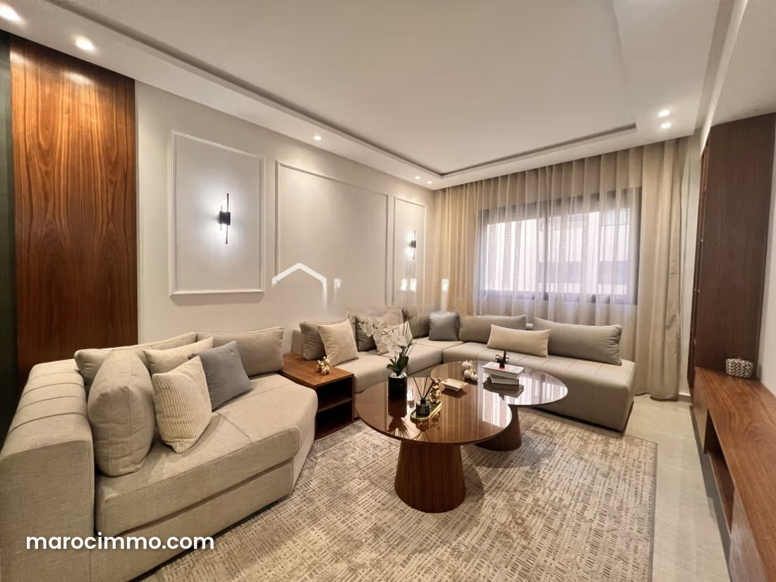 103 sqm Apartment with Large Terrace, Oasis, Casablanca — Casablanca