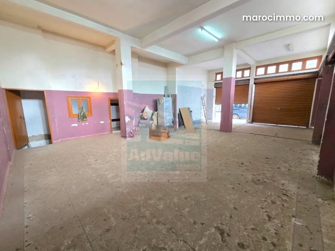 218 m² Corner Commercial Premises on a Busy Thoroughfare, Oulfa, Casablanca — Casablanca