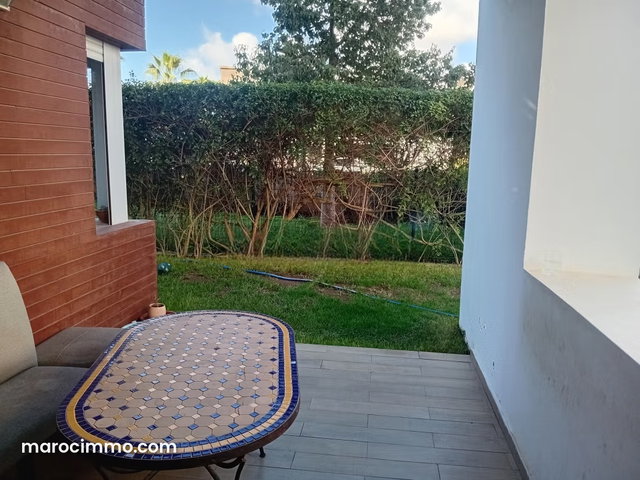 Beau rdc meublé bouskoura golf — 4