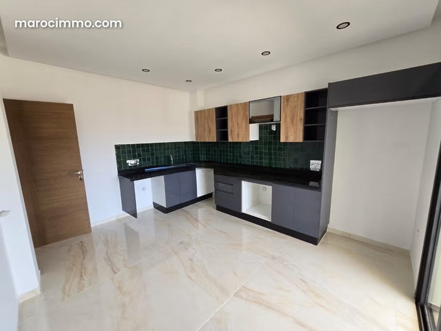 À Louer: Appartement Spacieux et Lumineux Menzeh — 3