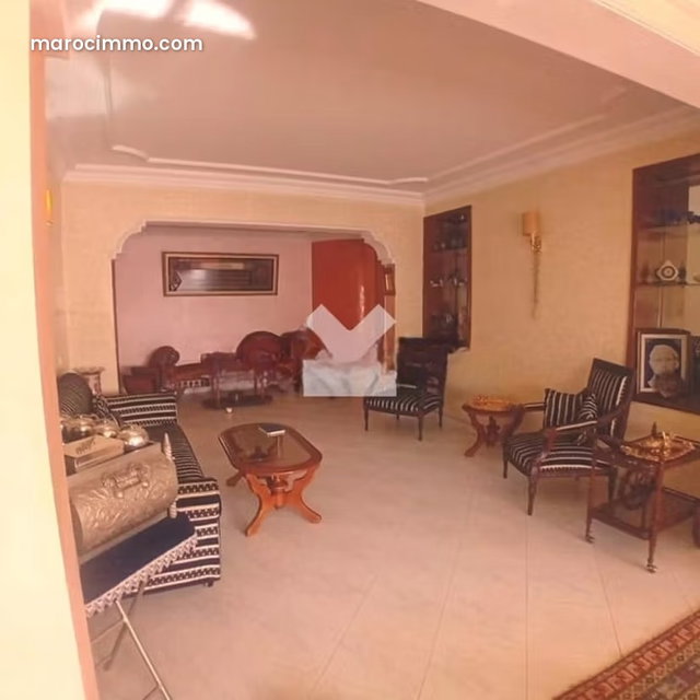 Appartement à Vendre de 158.0 m² à Casablanca, Hopitaux — 2