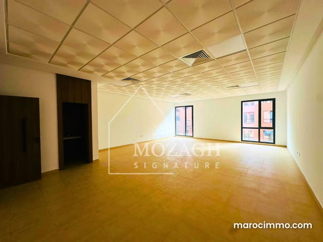 Plateau bureau 67m² sur immeuble moderne à Guéliz — 4
