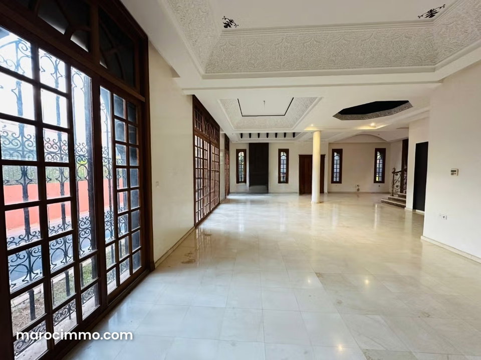 Superbe villa à vendre à Targa – 400 m²