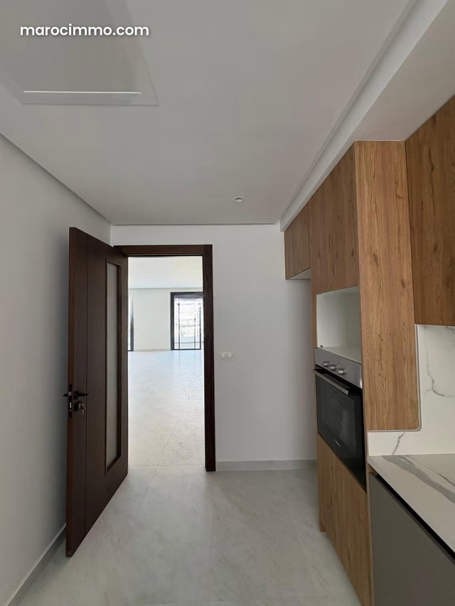 Appartement neuf vide — 4