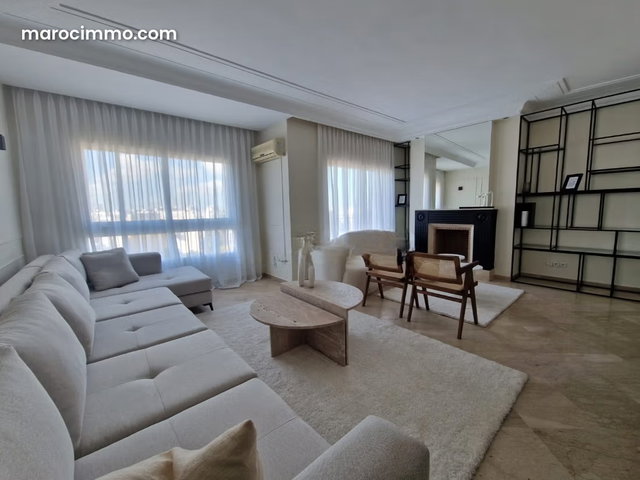 Princesses/appartement meuble 2 chambres — 4