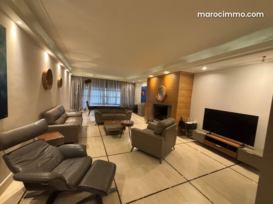 Furnished 250 sqm apartment for rent in Casablanca's Golden Triangle — Casablanca