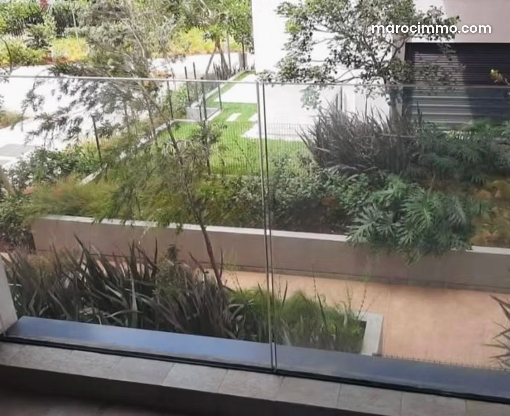 One-Bedroom Apartment with Terrace, Casablanca Finance City — Casablanca