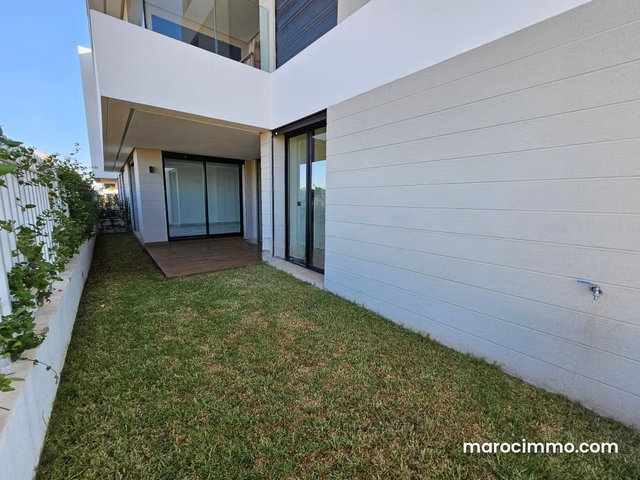 T4 vide de 223m² en rdj – 3 chambres ch. Perso — 2