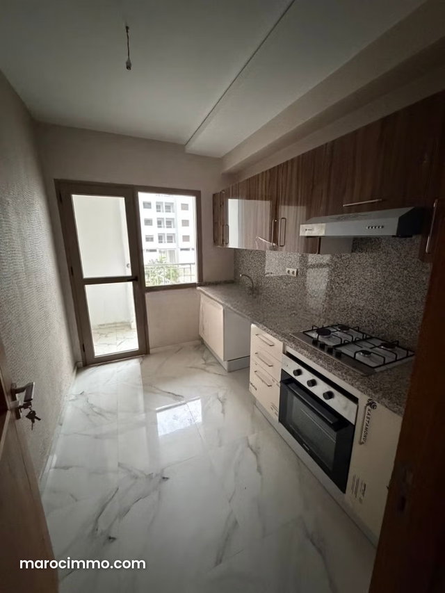 Bel et spacieux appartement — 3