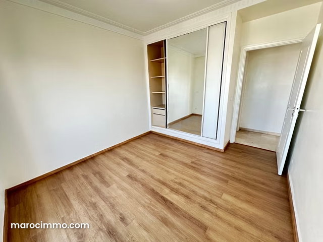 Très beau duplex à la location VIDE en face de lycée Lyautey — 3
