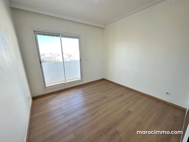 Très beau duplex à la location VIDE en face de lycée Lyautey — 4