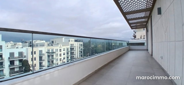 Superbe appartement à louer — 3