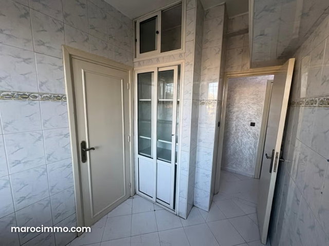 Commercial Apartment for Rent — 5