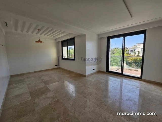 Grand t3 de 128m² – 2 chambres ch. Perso — 2