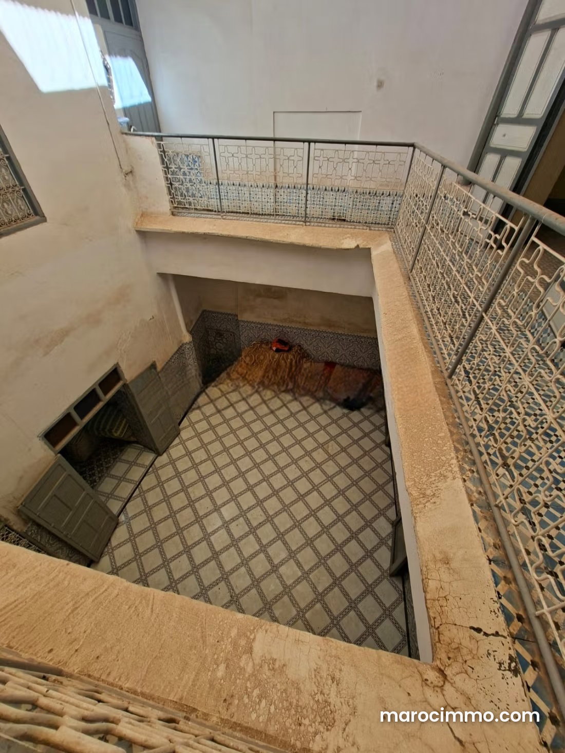 House to Renovate in Rahba Kedima, Marrakech, with Terrace — Marrakesh