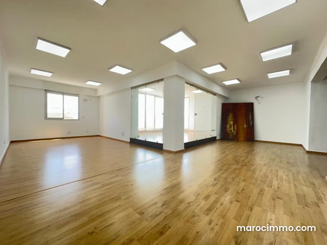 Bureau 256 m² à vendre, Maârif Extension, Casablanca — Casablanca