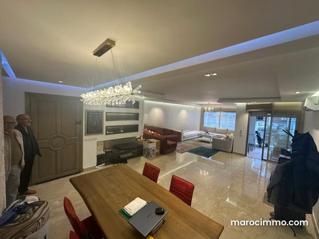 Appartement moderne à vendre sur racine — 3