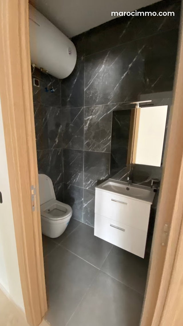 Apparemment neuf à vendre — 3