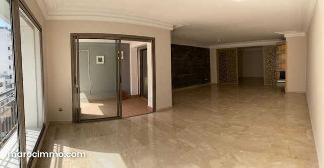 Très Bel Appartement à vendre RACINE — 2