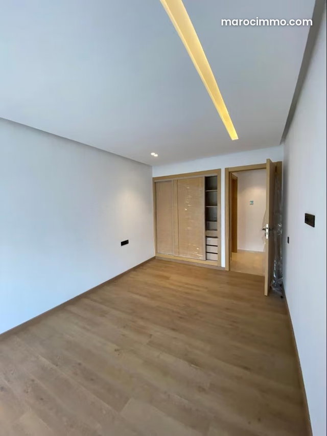 Apparemment de luxe à vendre — 5