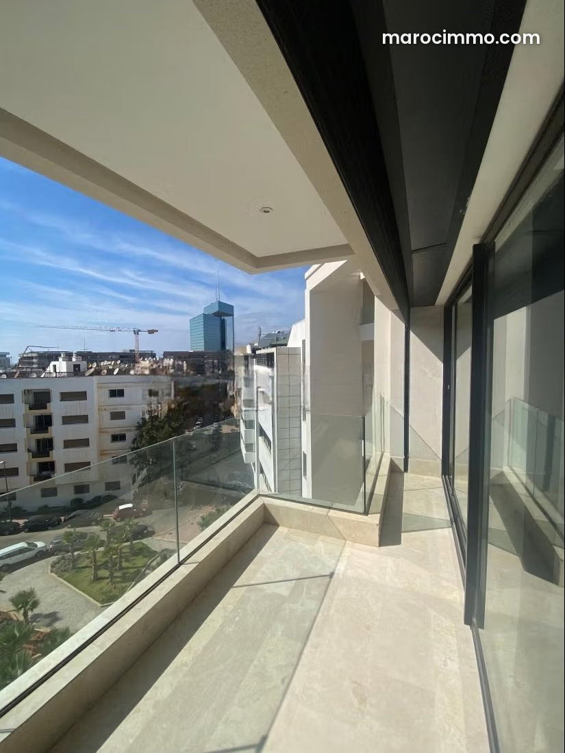 140 sqm, 3-Bedroom Apartment, Riyad, Rabat — Rabat