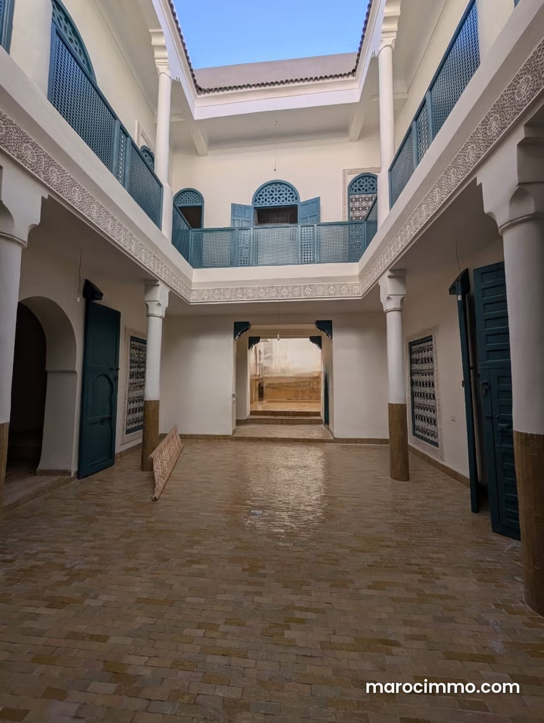 230 m² House in Kbour Chou, Marrakech, 8 Bedrooms with Swimming Pool — Marrakesh