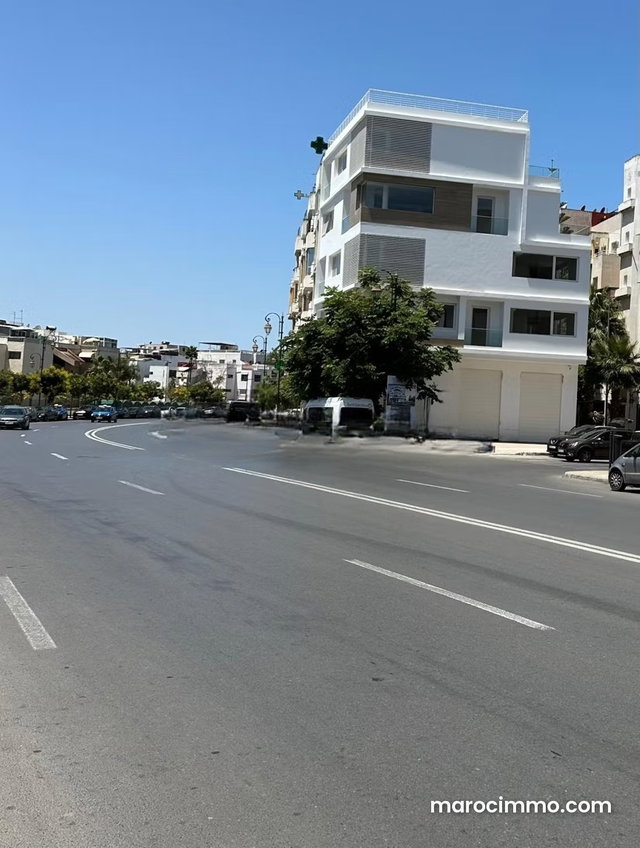 A louer Immeuble R4 1077 m² Yacoub El Mansour — 4
